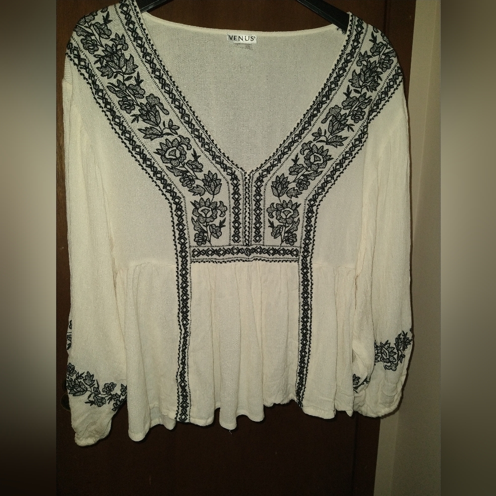 Venus Tunic L